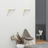 V-shaped modern white recessed wall light - Clowas