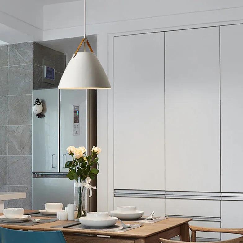 Three-Light Metal Modern Dining Room Pendant Light - Clowas