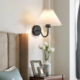 Cream-style Pleated Wall Light for Bedroom