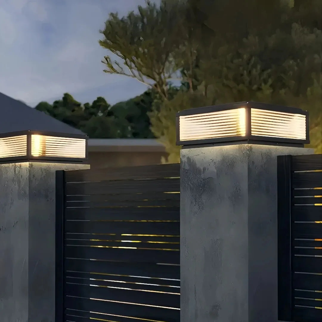 Black IP65 solar post light for a garden wall or entrance pillar