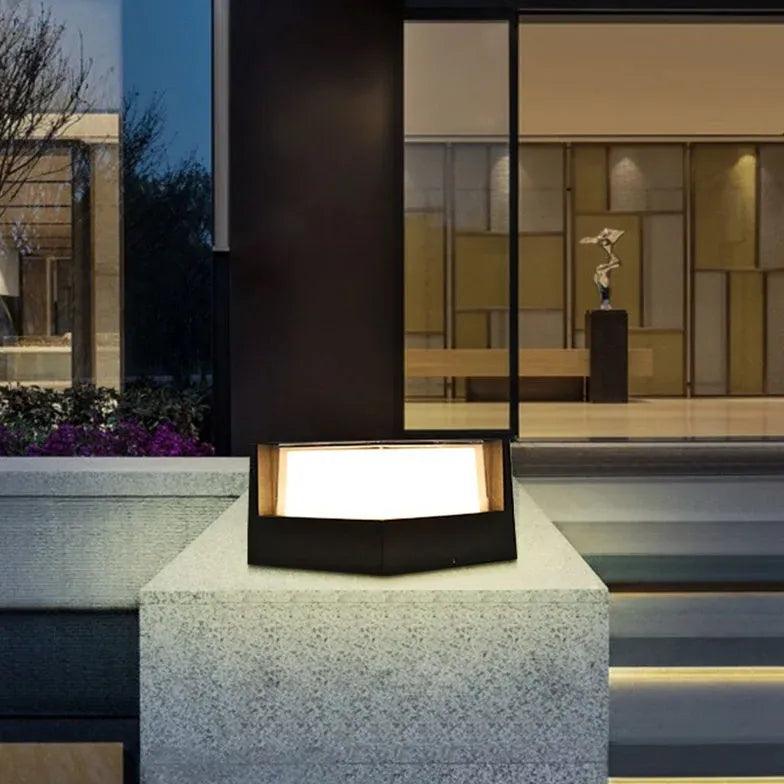 Dimmable Solar Black Outdoor Pillar Lights - Clowas