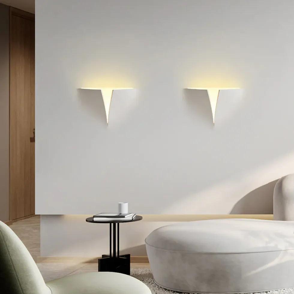 V-shaped modern white recessed wall light - Clowas
