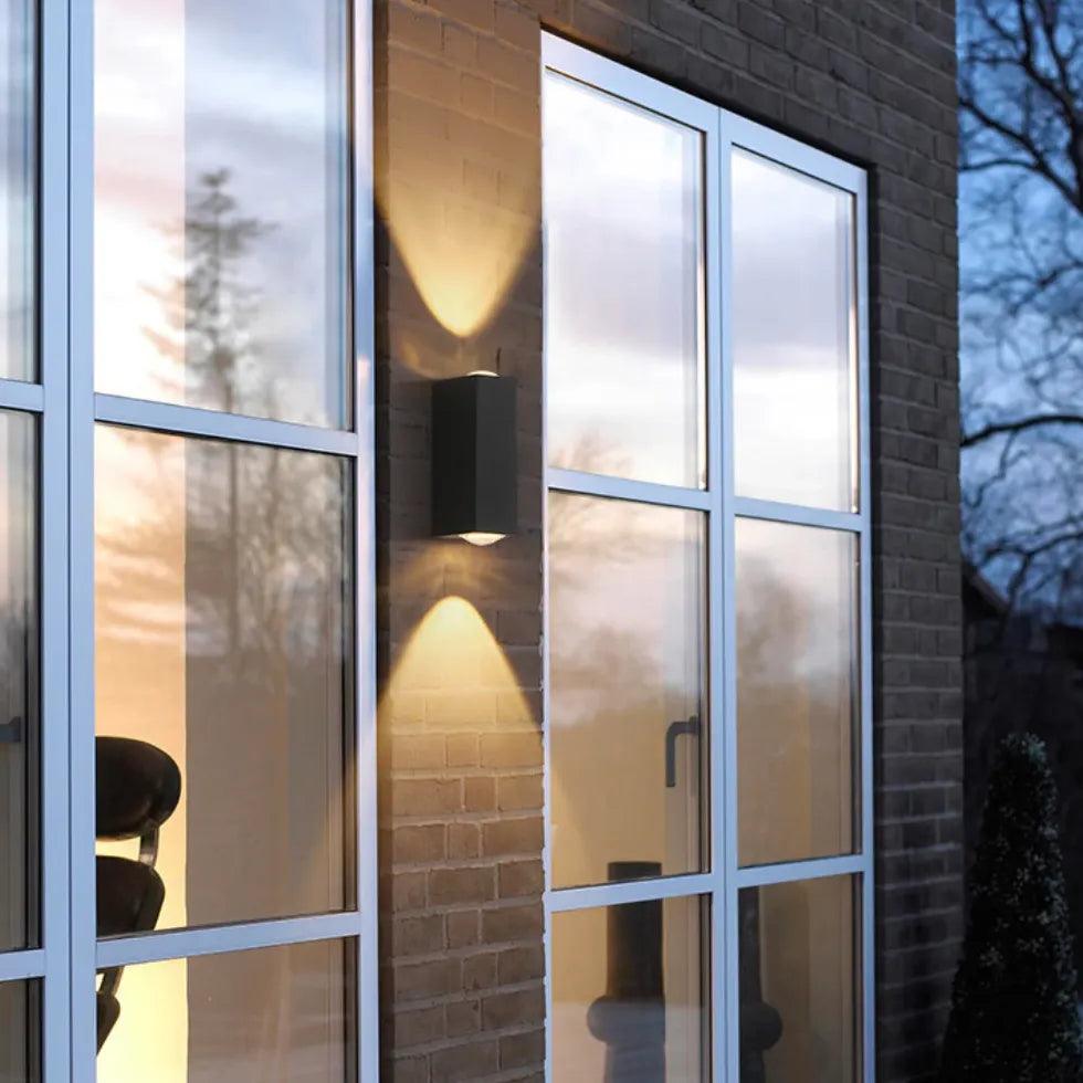Rectangular black outdoor up and down wall lights - Clowas