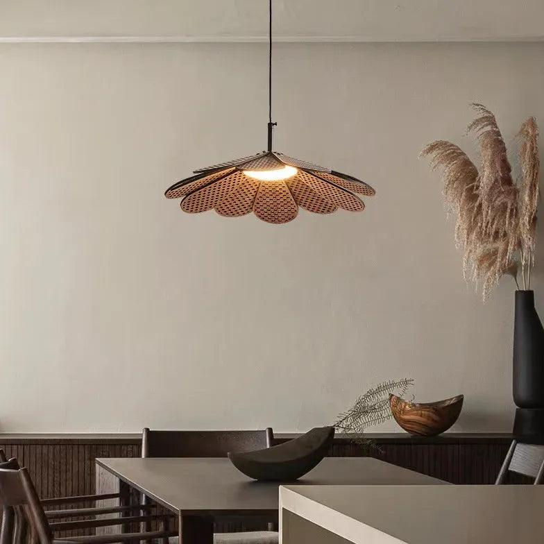 Petal-Shaped Wooden Pendant Light - Clowas